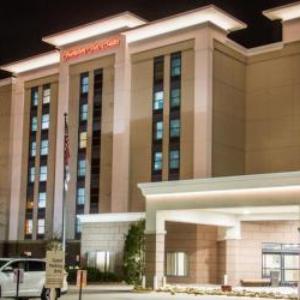 Hampton Inn By Hilton And Suites Nashville-Airport