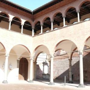 Hotel Alma Domus