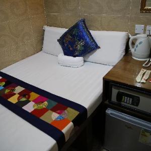 Sandhu Guest House