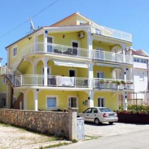 Apartments with a parking space Vodice - 5237