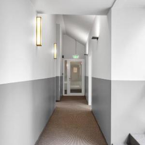 The Swan House by Heimaleiga