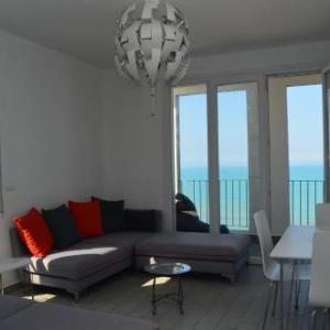 Sea Vista Apartment with Balcony 158