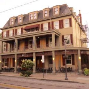 Hotels near New Covenant Church of Philadelphia - Chestnut Hill Hotel