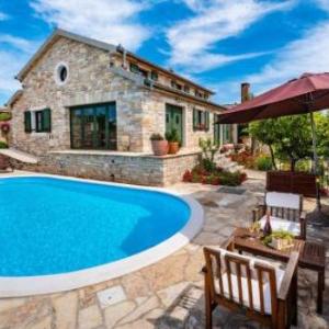 Holiday home Lisicic Croatia