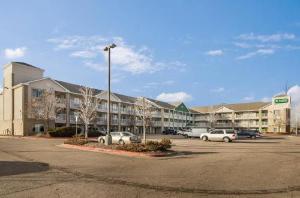HomeTowne Studios by Red Roof Denver - Airport/Aurora, Aurora