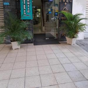 Atlantic Suites Hotel