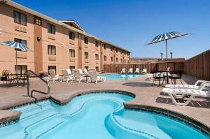 Super 8 by Wyndham Wenatchee, Wenatchee