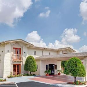 Travelodge by Wyndham North Richland Hills/Dallas/Ft Worth