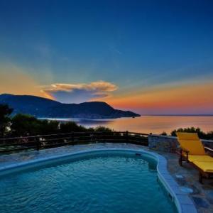 Porto Skopelos Villas