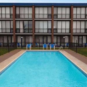 Portland Hotels Deals At The 1 Hotel In Portland Australia