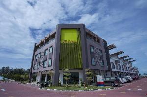 Aloha Hotel, Pontian
