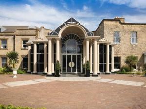 Mercure York Fairfield Manor Hotel, York