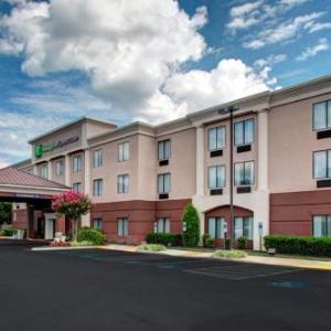 Holiday Inn Express & Suites Richmond North Ashland