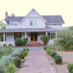 Napa Farmhouse Inn