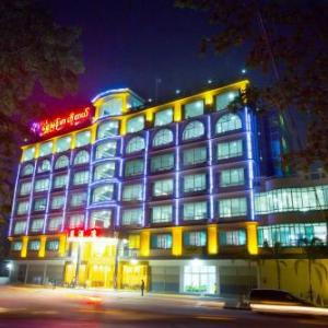 Tachileik Hotels With Bars Deals At The 1 Hotel With A - 