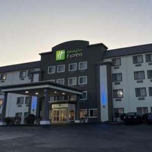 Holiday Inn Express Evansville - West by IHG