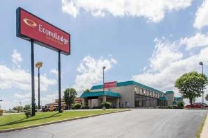 Econo Lodge Inn & Suites Joplin, Joplin