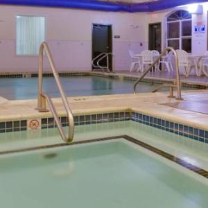 Hotels near Levitate Marshfield - Country Inn & Suites by Radisson Brockton (Boston) MA