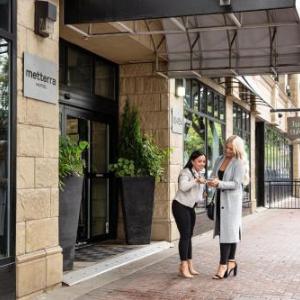 Hotels near Yardbird Suite Edmonton - Metterra Hotel on Whyte