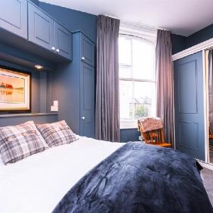 Summerfield Pub & Boutique Rooms
