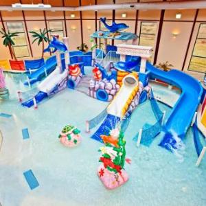 Grand Marquis Waterpark Hotel & Suites