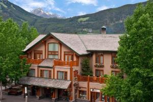 Brewster's Mountain Lodge, Banff
