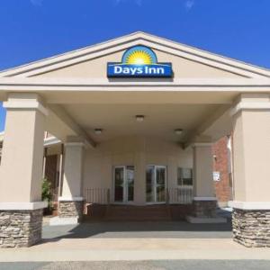 Days Inn & Conference Center by Wyndham Bridgewater