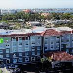 Holiday Inn Express & Suites - St. Petersburg - Madeira Beach an IHG Hotel