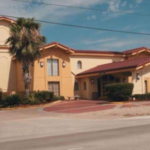 Hotels near William R. Johnson Coliseum - La Quinta Inn & Suites by Wyndham Lufkin