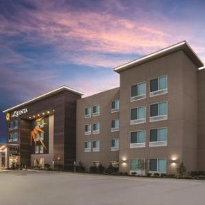 La Quinta Inn & Suites by Wyndham Lewisville