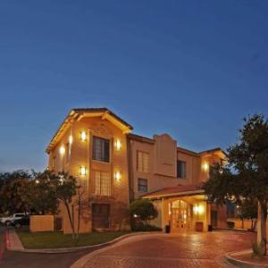 Globe News Center for the Performing Arts Hotels - La Quinta Inn & Suites by Wyndham Amarillo West Medical Center