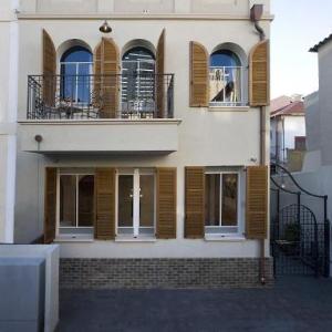 Molcho Neve Tzedek