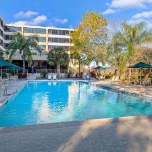 La Quinta Inn & Suites by Wyndham New Orleans Airport