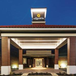 La Quinta Inn & Suites by Wyndham Austin at The Domain