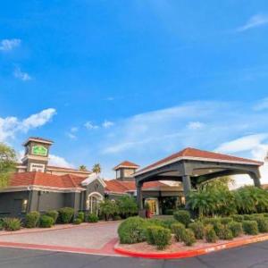 La Quinta Inn & Suites by Wyndham Phoenix Scottsdale