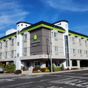 Comfort Inn & Suites San Francisco Airport West hotel in San Bruno