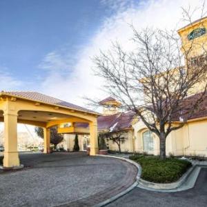 La Quinta Inn & Suites by Wyndham Colorado Springs South Airport