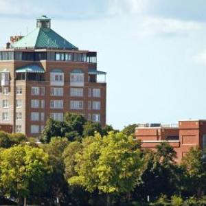 Hotels near City Opera House - Park Place Hotel & Conference Center