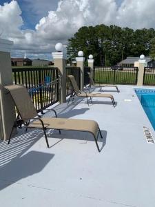 Microtel Inn & Suites by Wyndham Camp Lejeune/Jacksonville, Jacksonville