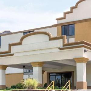 International Community Church Frederick Hotels - Days Inn by Wyndham Hagerstown I-70