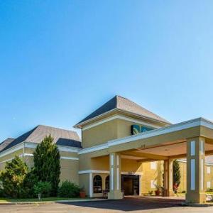 Quality Inn & Suites Coldwater