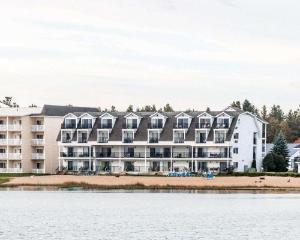 Quality Inn and Suites Mackinaw City, Mackinaw City