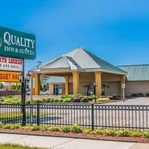 Quality Inn & Suites Banquet Center