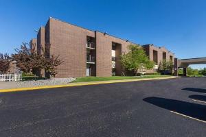 Quality Suites Lansing, Lansing