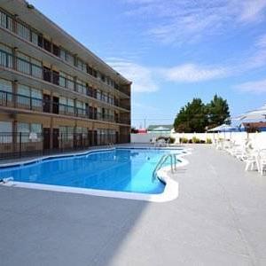 Hotels near Hooligans Pub and Music Hall - Econo Lodge Jacksonville