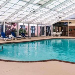 Hotels near Heritage Park - Quality Suites Lake Wright Norfolk Airport