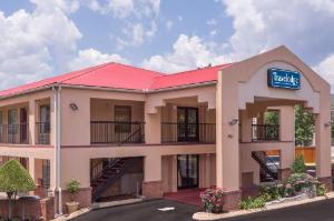 Travelodge by Wyndham Chattanooga/Hamilton Place, Chattanooga