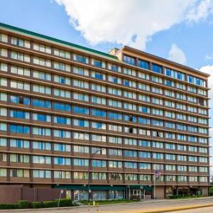 Quality Inn & Suites Cincinnati Downtown hotel in Cincinnati