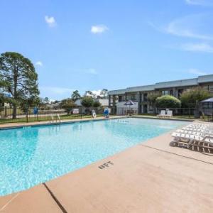 Gilmer Civic Center Hotels - Motel 6-Kilgore TX