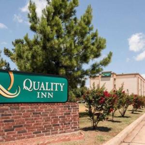 Hotels near Fatty Arbuckles - Quality Inn Shreveport